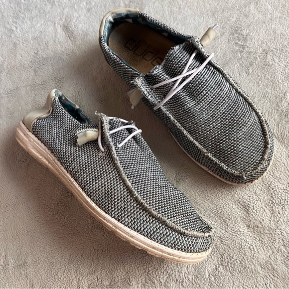 Hey Dude Wendy Boho Seamless Stretch Knit Canvas Cork Beachy Shoe Sox Ice Grey - Picture 1 of 17
